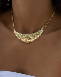 Necklace Sing For Me In The Seas Harmony Gold
